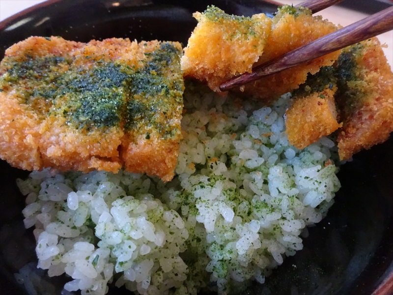 潮香都（しおかつ）丼に使用されている伊勢志摩あおさ