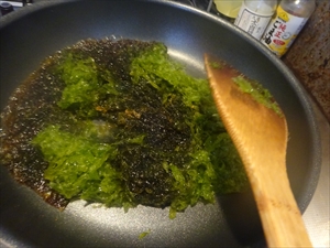 ⑤    汁気がなくなってきて、まったりとまとまってきたら出来上がりです。